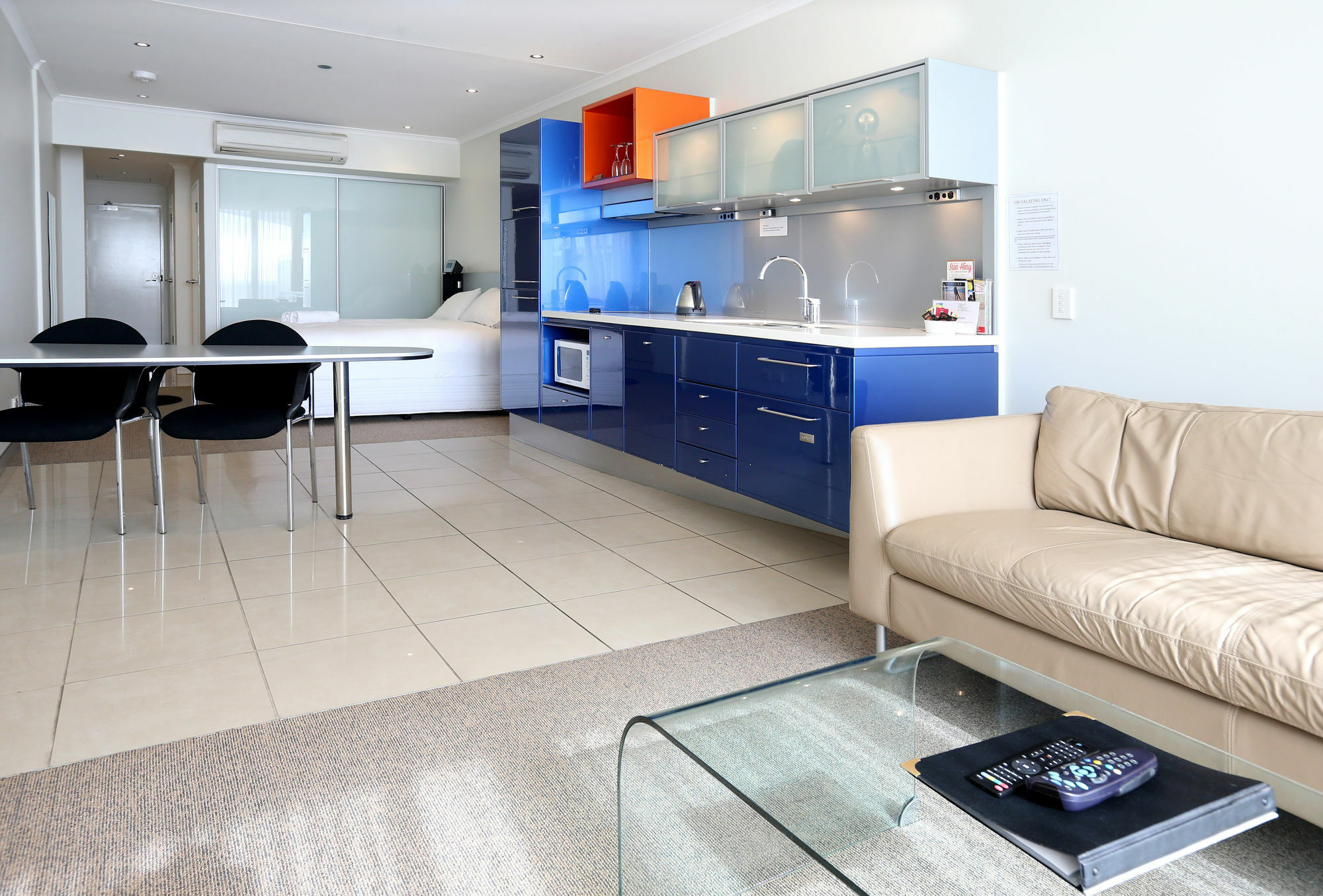 Sandcastle Apartments Порт Макари Екстериор снимка