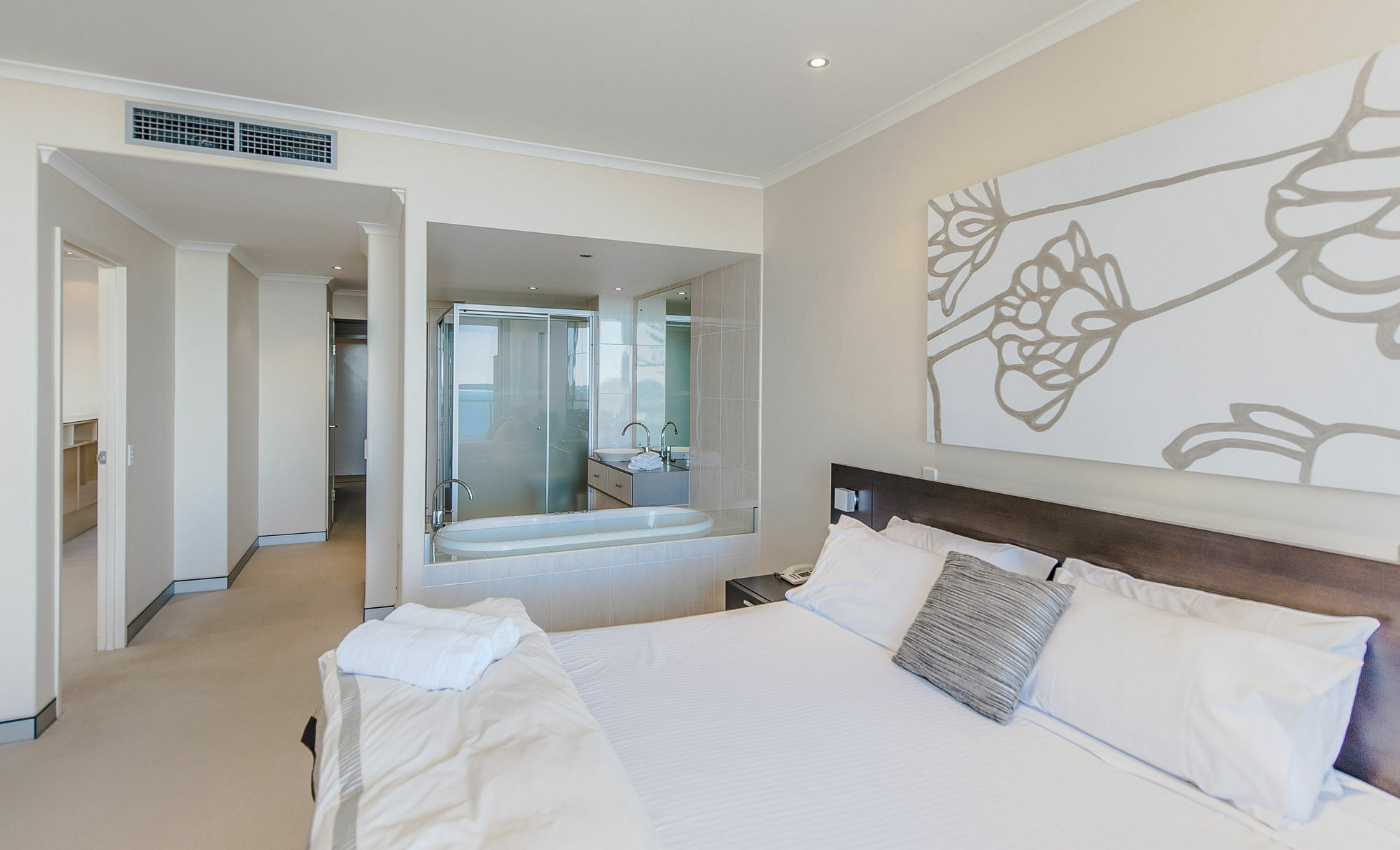 Sandcastle Apartments Порт Макари Екстериор снимка